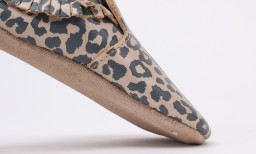 Bobux - Soft soles Gold leopard print
